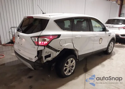 2017 Ford Escape Se из США, поврежденный, VIN 1FMCU9GD4HUB90433